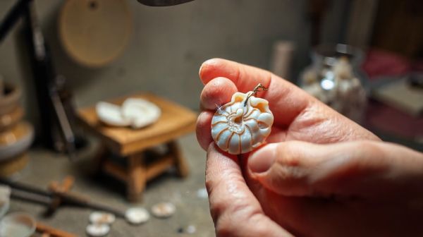 Explore the Process of Crafting Unique Shell Jewelry